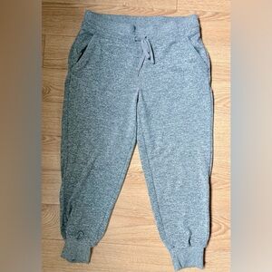 3/$30 - REITMANS HYBA Gray 3/4 Jogger Pants